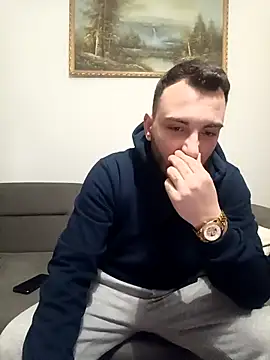 Snapshot of snncdgn chatting on 11.17.25 snncdgn online show from 11.17.25