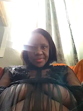 Snapshot of Mommy_Sienna chatting on 11.29.25 Mommy Sienna online show from 11.29.25