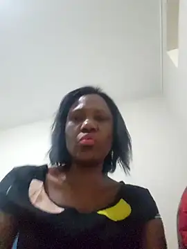 Snapshot of Mommy_Sienna chatting on 12.02.25 Mommy Sienna online show from 12.02.25