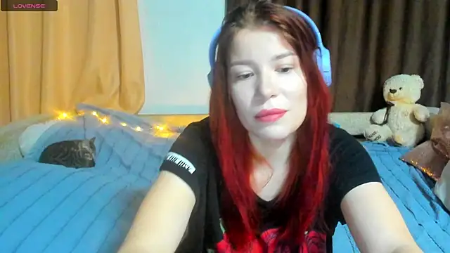 Eva purrr  online show from 01.10.26