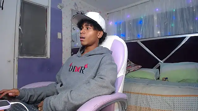 Santy bigcock 01 online show from 04.11.26
