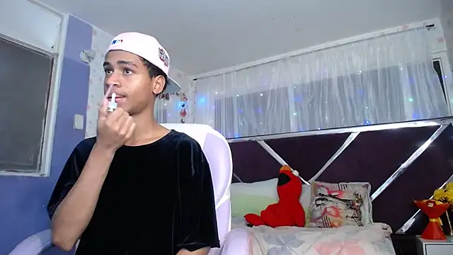 Santy bigcock 01 online show from 07.14.26