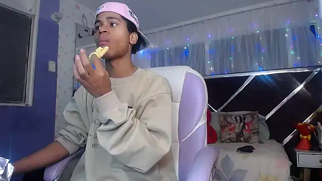 Santy bigcock 01 online show from 07.31.26