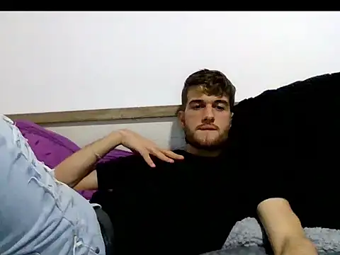 Snapshot of nikolasnik50 chatting on 11.04.25 nikolasnik50 online show from 11.04.25