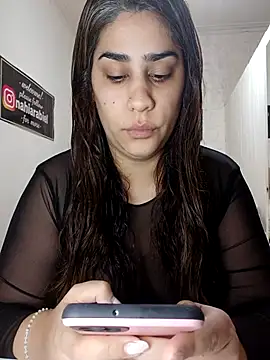 nahiarabiel33 online show from 05.13.26