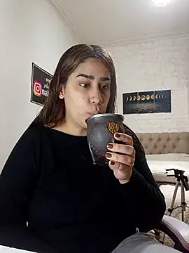 nahiarabiel33 online show from 07.03.26