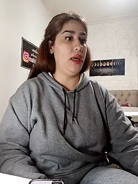 nahiarabiel33 online show from 07.22.26