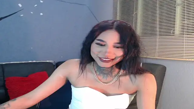 lyam ebony  online show from 11.24.25