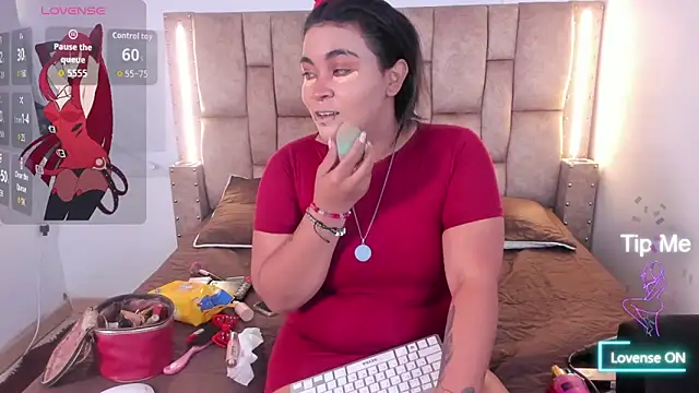 Snapshot of Ashlye_rose0 chatting on 11.20.25 Ashlye rose0 online show from 11.20.25