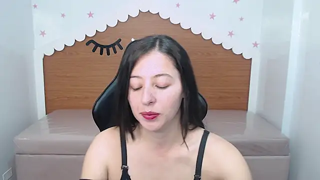 Snapshot of scarlett_percy_t chatting on 11.27.25 scarlett percy t online show from 11.27.25