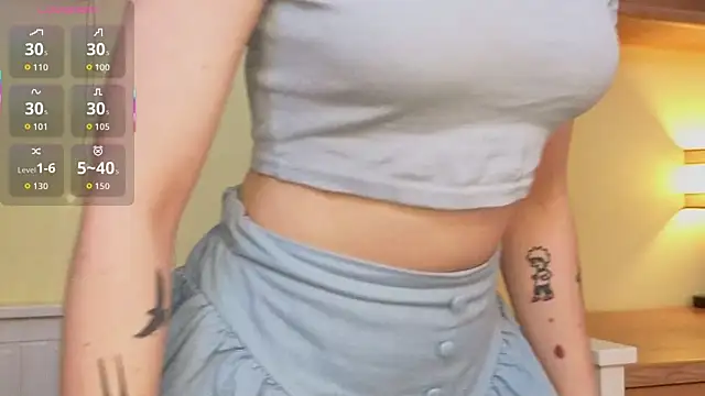 LatinaHuguenin online show from 01.17.26