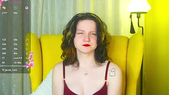 LatinaHuguenin online show from 03.11.26