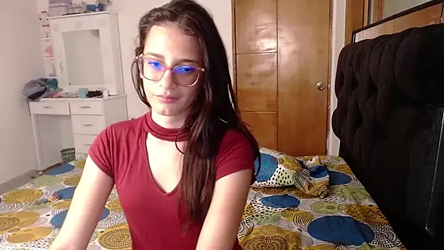 Snapshot of lobabella chatting on 11.18.25 lobabella online show from 11.18.25