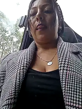 Snapshot of misshot_02 chatting on 03.05.26 misshot 02 online show from 03.05.26