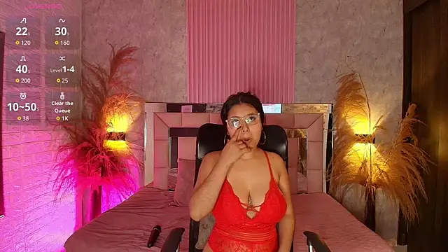 Snapshot of griselle_rousse chatting on 06.26.26 griselle rousse online show from 06.26.26
