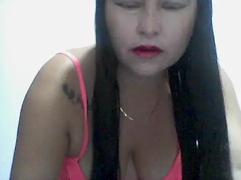 orianaxx01 online show from 11.25.25