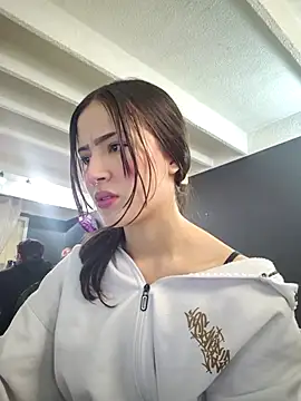 Celeste Moretti online show from 11.19.25