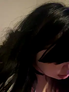 juicygoth202 online show from 11.28.25