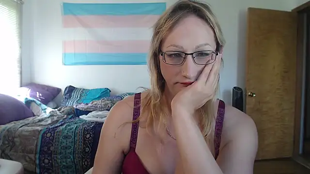 Savanah Banana  online show from 06.05.26