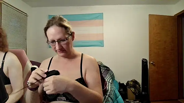 Savanah Banana  online show from 06.06.26