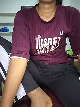 Snapshot of Isha_kumari_69 chatting on 07.27.26 Isha kumari 69 online show from 07.27.26