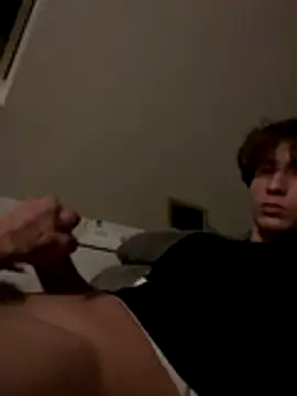 Snapshot of TeenNPlay chatting on 11.17.25 TeenNPlay online show from 11.17.25