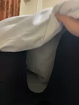 Snapshot of DX-tarotaron chatting on 01.14.26 DX-tarotaron online show from 01.14.26