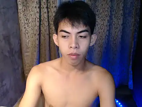 Urhotsilverboy online show from 01.19.26