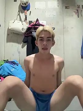 Urhotsilverboy online show from 06.10.26