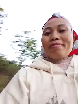 Karen china online show from 11.26.25