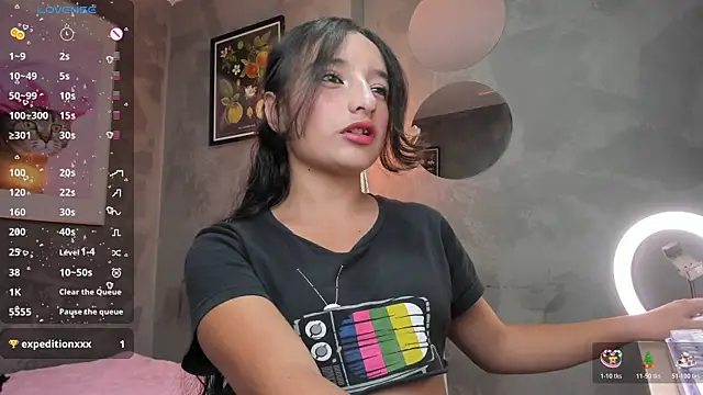 Snapshot of Chobbyjonexs chatting on 12.16.25 Chobbyjonexs online show from 12.16.25