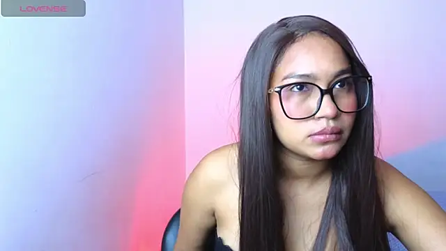 Snapshot of lau_rl chatting on 11.15.25 lau rl online show from 11.15.25