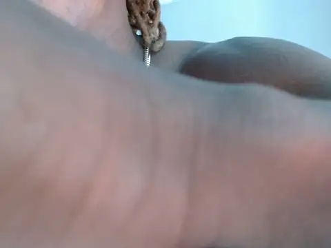 Snapshot of Dangerhook chatting on 11.16.25 Dangerhook online show from 11.16.25