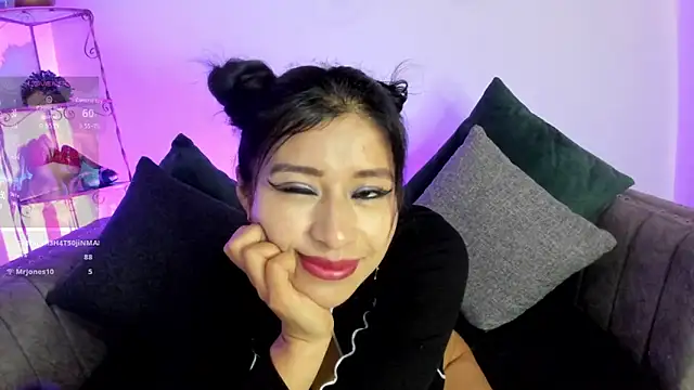 Niina26 online show from 04.25.26