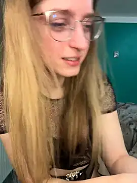 EveLunny online show from 01.15.26