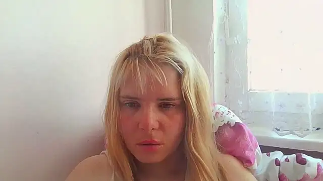 HornyElena online show from 04.28.26