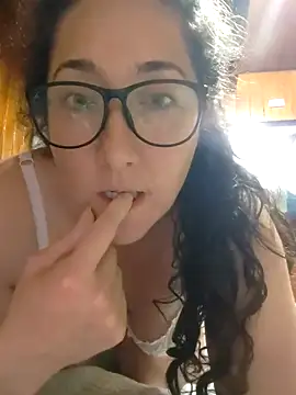 Snapshot of _sweetdelight_ chatting on 02.18.26 sweetdelight online show from 02.18.26