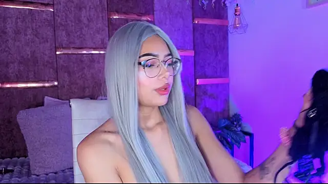  ViolletteNoir  online show from 11.20.25