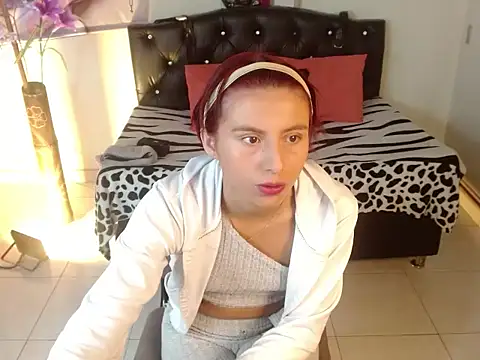 LuluKiss  online show from 01.06.26