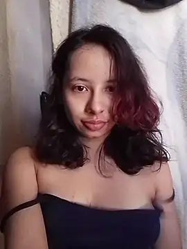 kiaralenon online show from 11.06.25