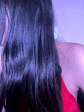 Snapshot of candicewest_ chatting on 11.12.25 candicewest online show from 11.12.25