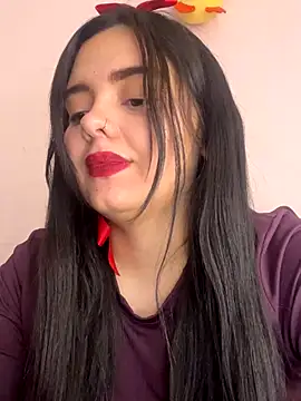 Snapshot of candicewest_ chatting on 11.17.25 candicewest online show from 11.17.25