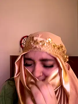 Snapshot of candicewest_ chatting on 11.27.25 candicewest online show from 11.27.25