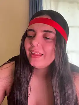 Snapshot of candicewest_ chatting on 02.15.26 candicewest online show from 02.15.26