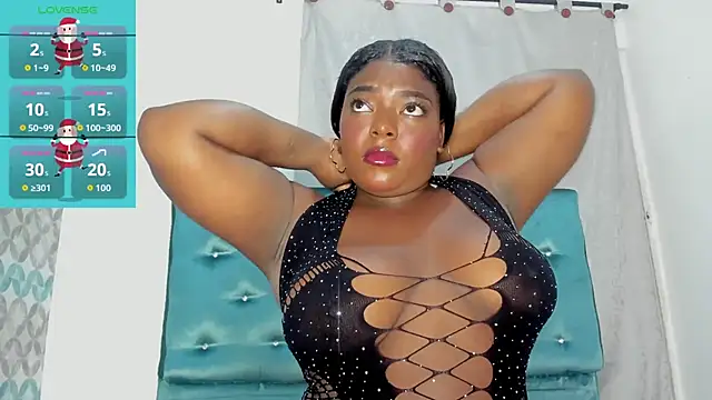 Tamaramilleer online show from 11.23.25