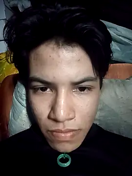 Snapshot of Luiguitw18 chatting on 11.10.25 Luiguitw18 online show from 11.10.25