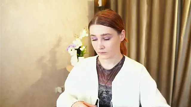 Snapshot of VernonSierras chatting on 11.07.25 VernonSierras online show from 11.07.25