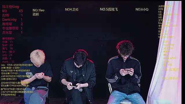 AAA-winner online show from 04.10.26