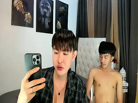 Snapshot of Urloverhardcock chatting on 11.20.25 Urloverhardcock online show from 11.20.25