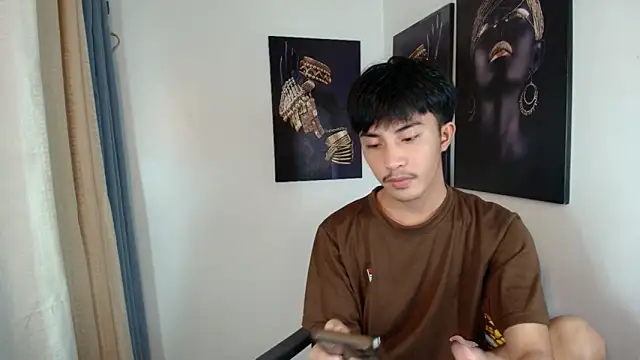 Snapshot of Urloverhardcock chatting on 12.15.25 Urloverhardcock online show from 12.15.25